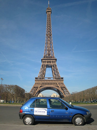 Uno de los coches de Skyhook en París