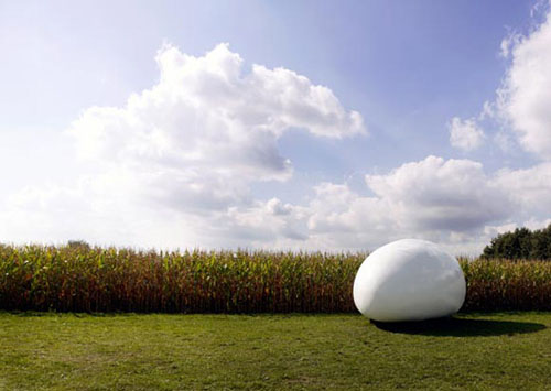 Blob VB3, un original concepto de casa-huevo de dmvA