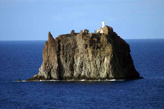 El Faro de Strombolicchio, imagen de giopuo
