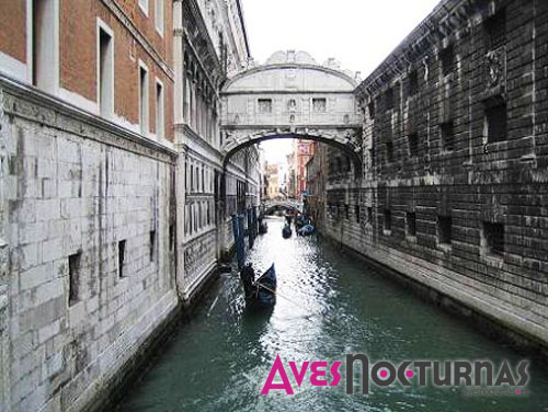 Puente de los Suspiros en Venecia