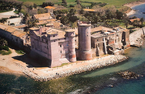 Pyrgi y el Castillo de Santa Severa, en Santa Marinella, a un paso de Roma