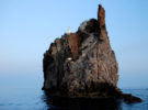 El Faro de Strombolicchio, una pequeña joya en las Islas Eolias de Sicilia