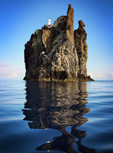 El Faro de Strombolicchio