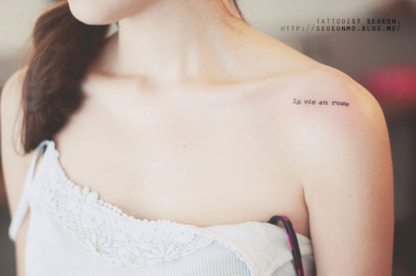 Tatuaje minimalista de Seoeon