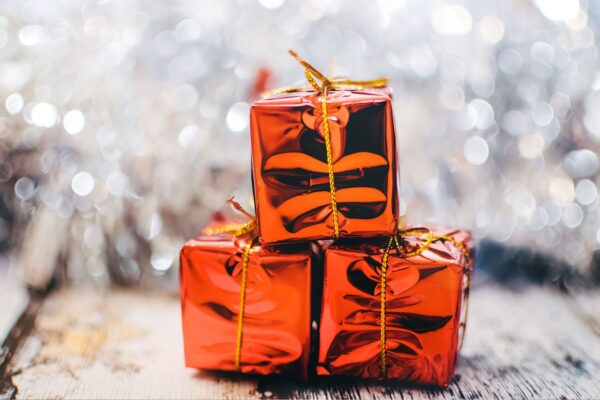 Ideas de regalo: los perfumes para hombre más baratos para Navidad y amigo invisible