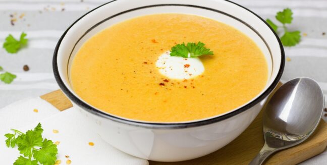 Receta fácil de crema de zanahorias en robot de cocina